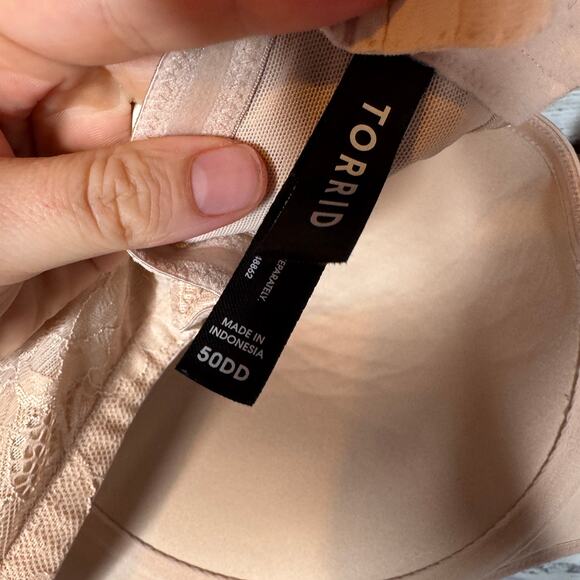 Torrid Bombshell Everyday Strapless Push-Up Bra Nude 50DD - Picture 4 of 7